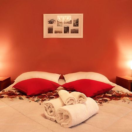 B&B Ruota Di Carretto นีโกโลซี ภายนอก รูปภาพ