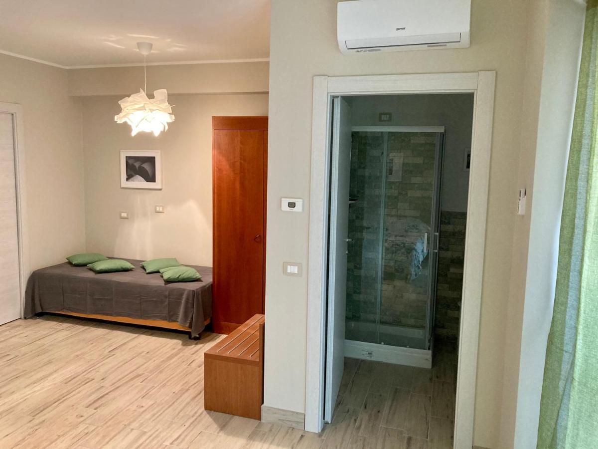 B&B Ruota Di Carretto นีโกโลซี ภายนอก รูปภาพ