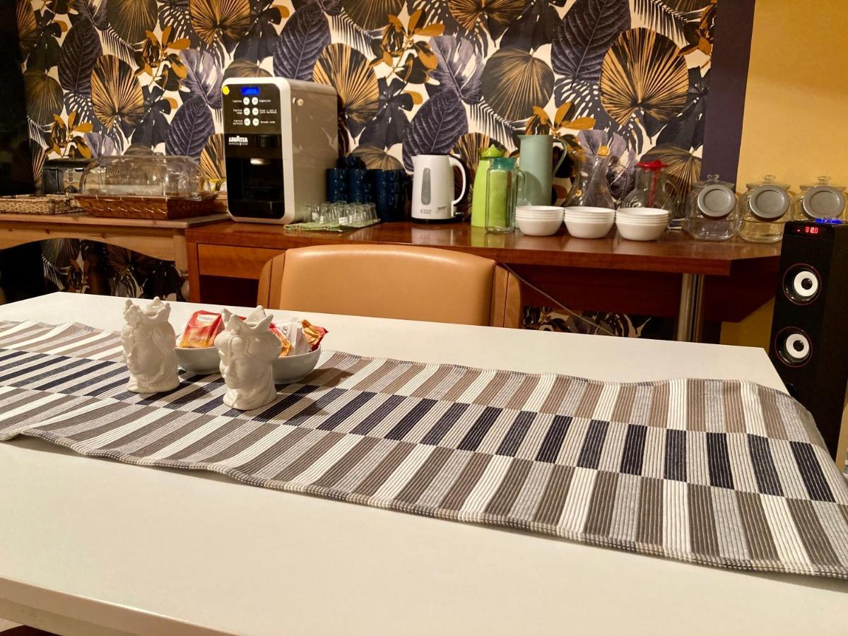 B&B Ruota Di Carretto นีโกโลซี ภายนอก รูปภาพ