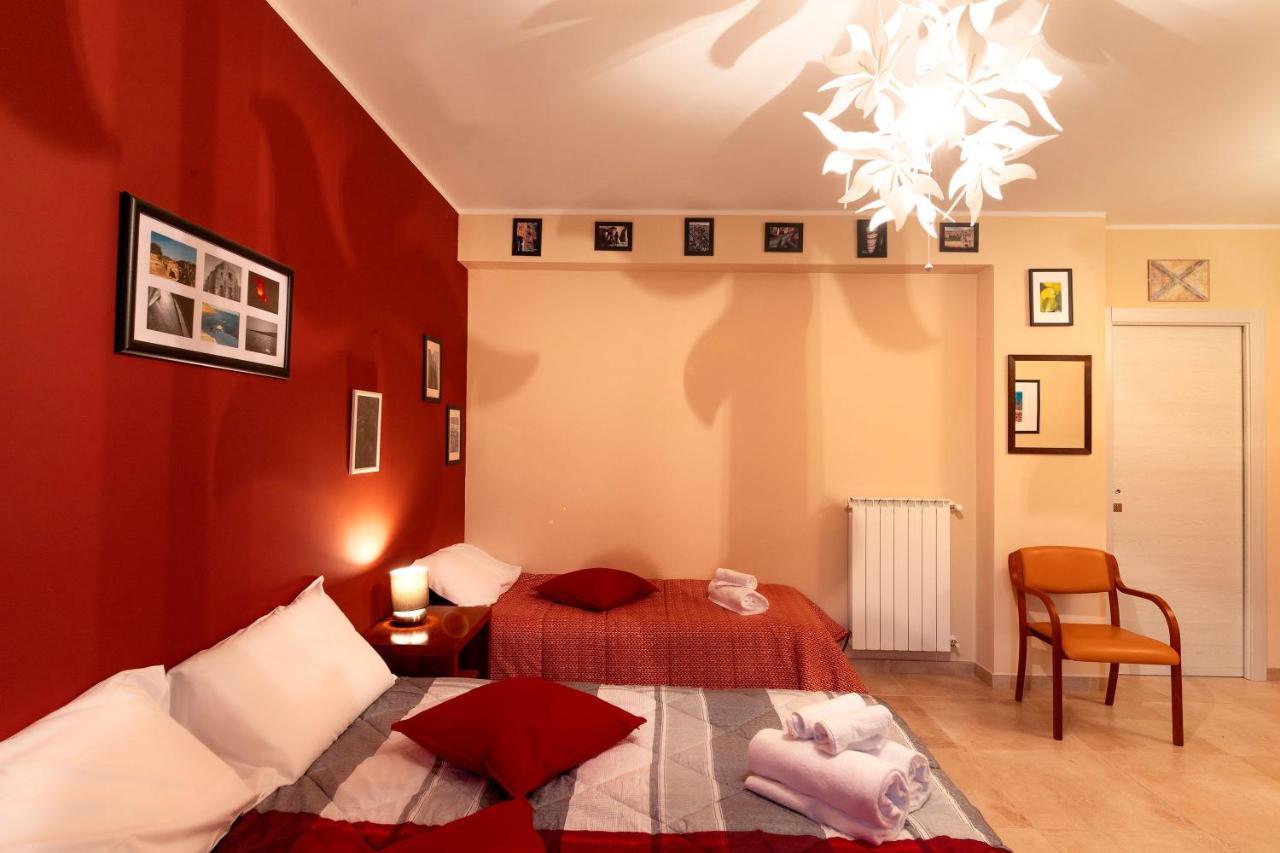 B&B Ruota Di Carretto นีโกโลซี ภายนอก รูปภาพ