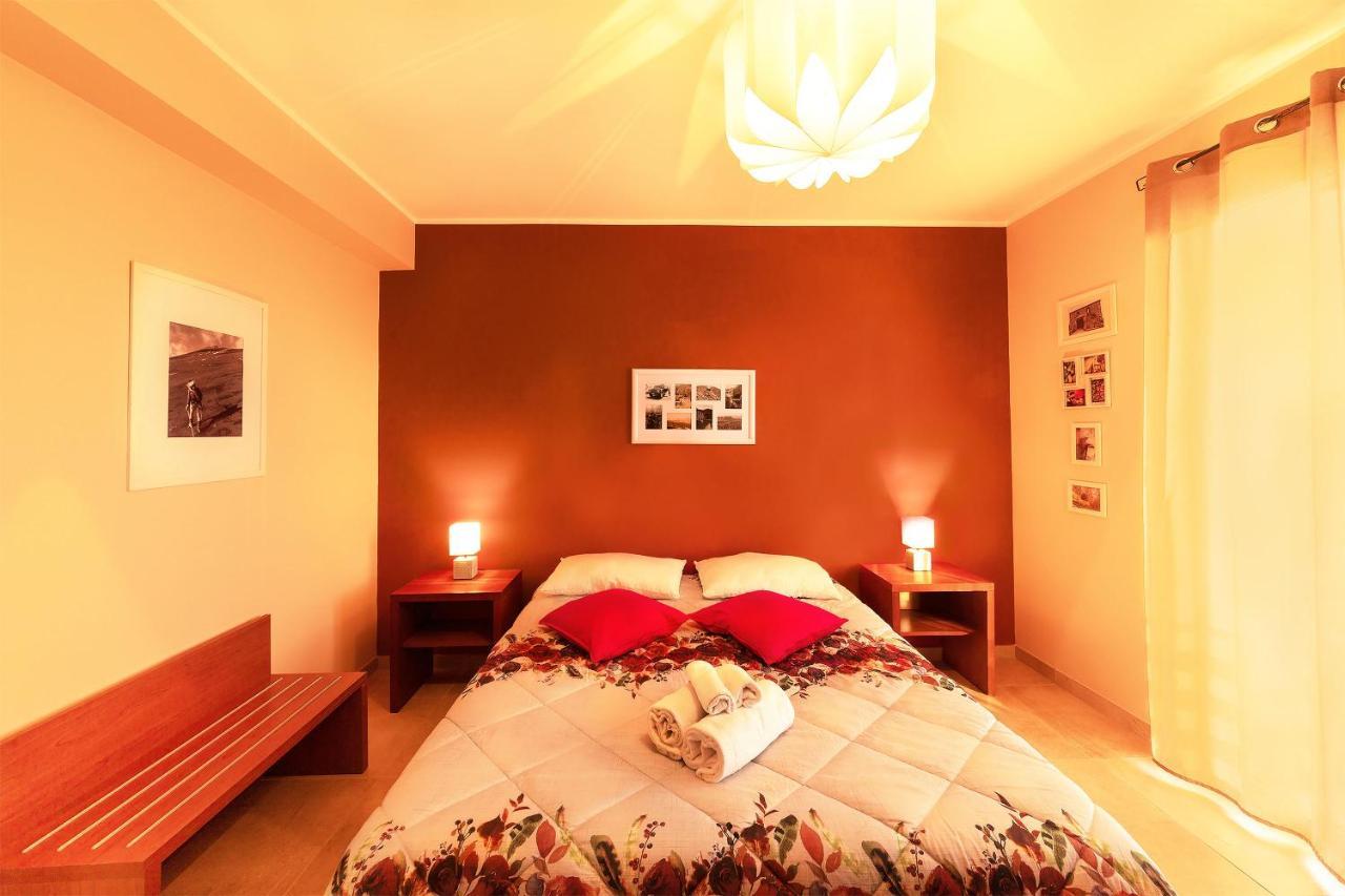B&B Ruota Di Carretto นีโกโลซี ภายนอก รูปภาพ