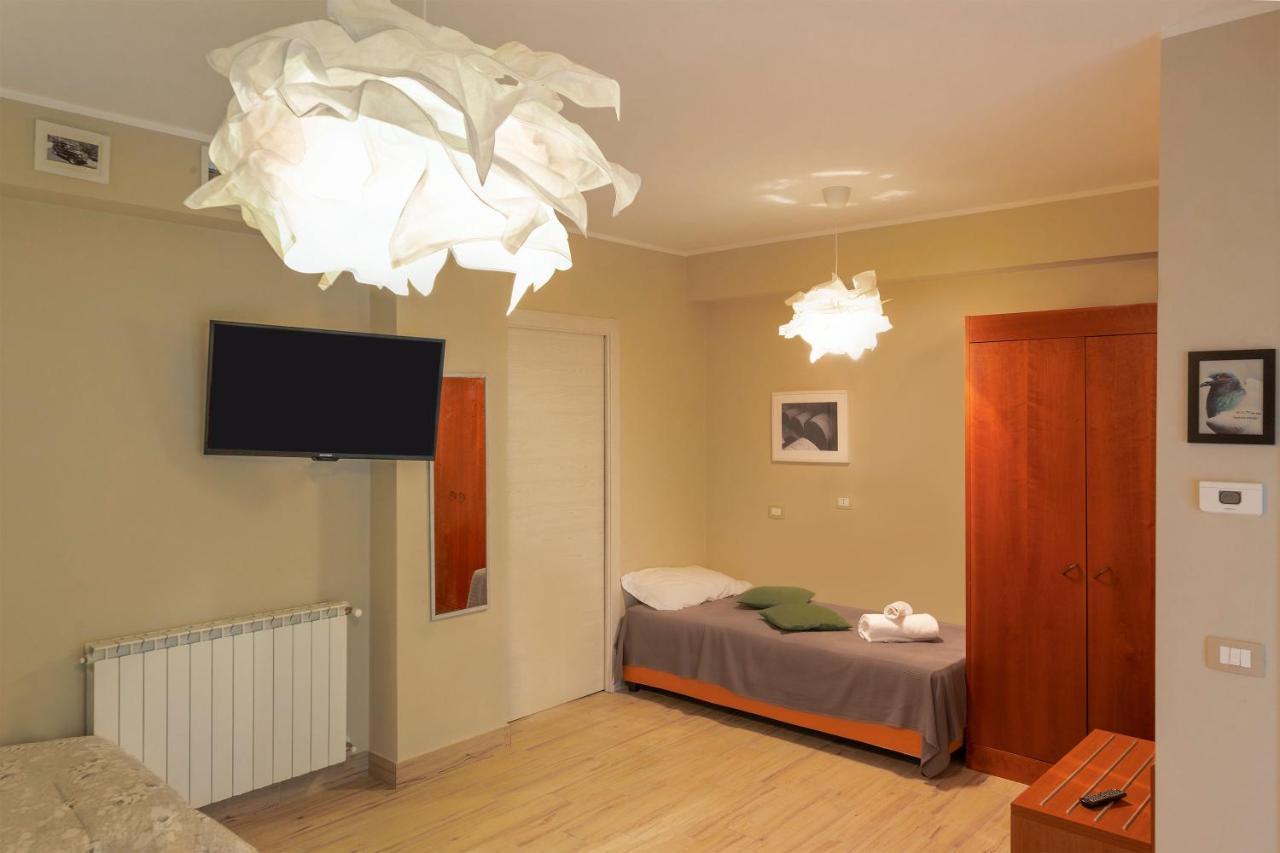 B&B Ruota Di Carretto นีโกโลซี ภายนอก รูปภาพ
