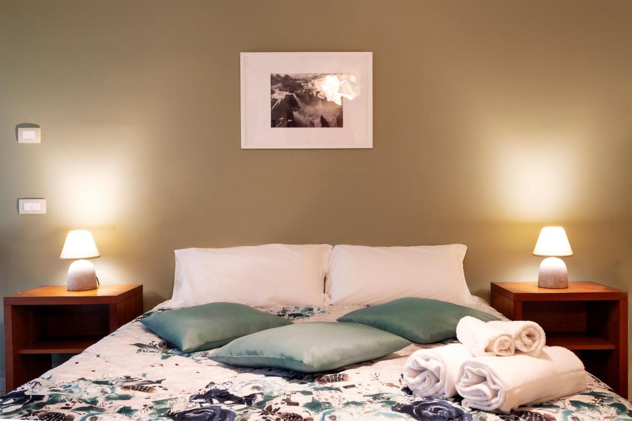 B&B Ruota Di Carretto นีโกโลซี ภายนอก รูปภาพ