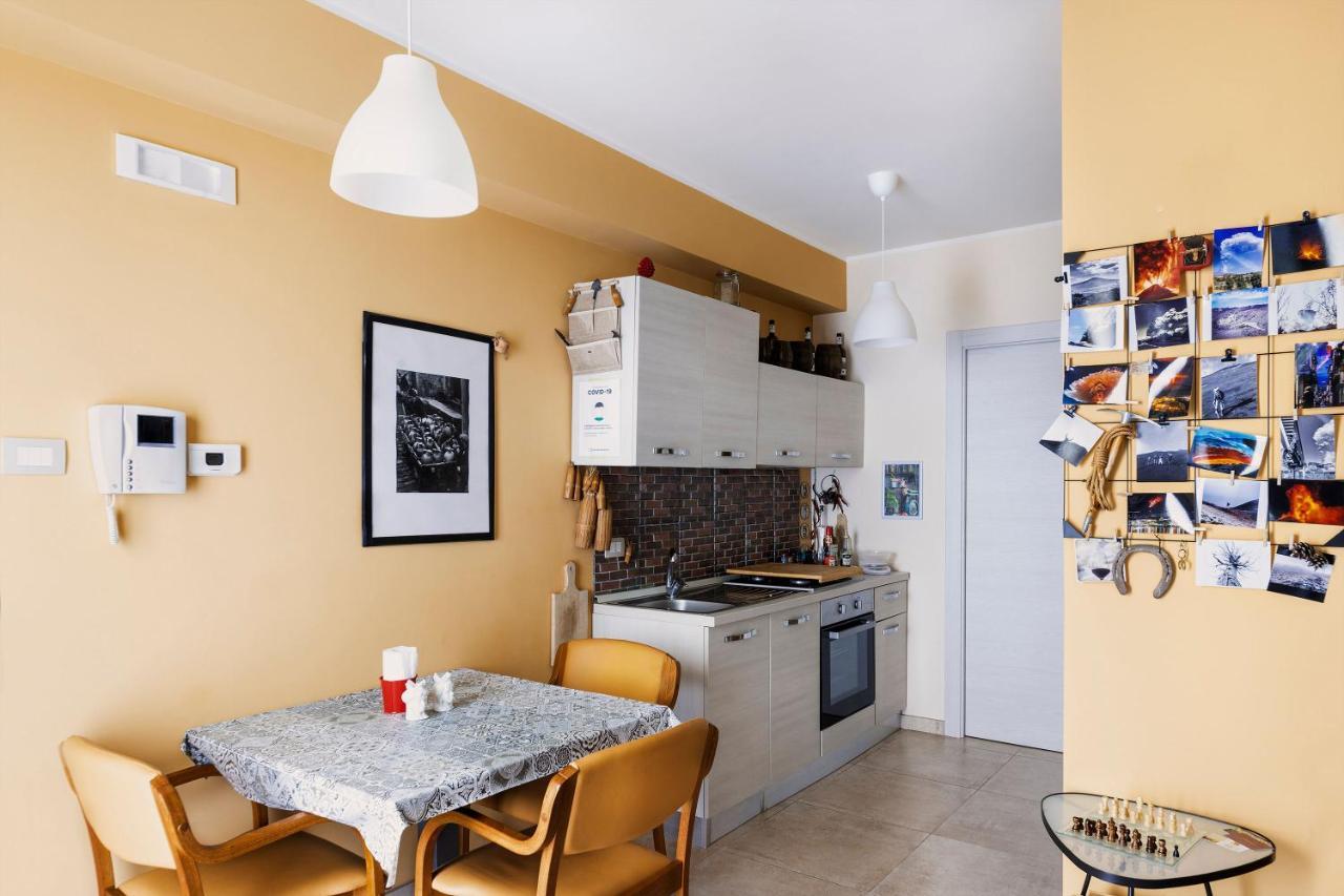 B&B Ruota Di Carretto นีโกโลซี ภายนอก รูปภาพ