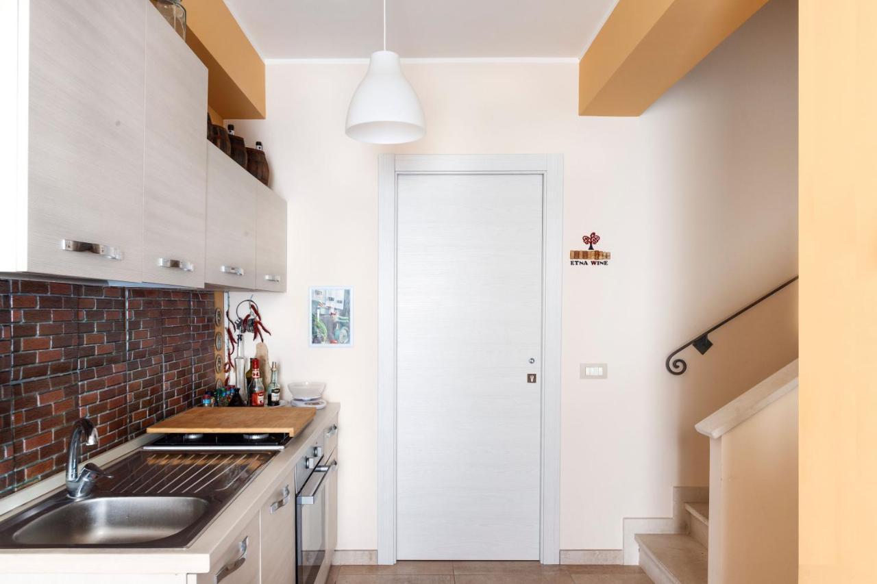 B&B Ruota Di Carretto นีโกโลซี ภายนอก รูปภาพ